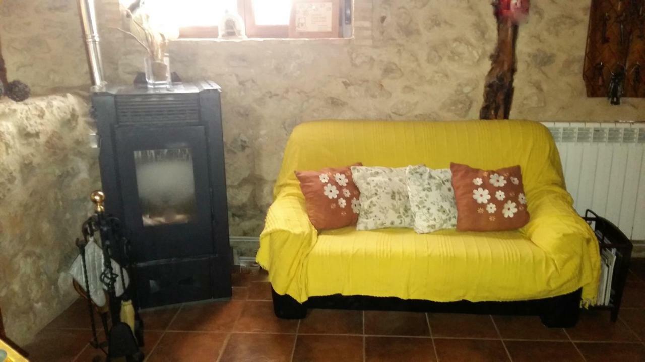 Casa Rural Calle Real Bed and Breakfast Torremocha de Ayllón Εξωτερικό φωτογραφία